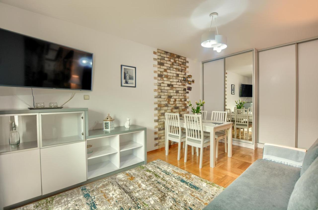 Apartamenty Bieszczadzki Aniol Ustrzyki Dolne Exterior foto